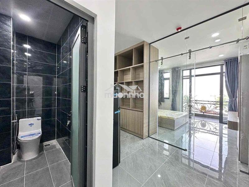 Cho thuê chdv 1pn tách bếp bancol nội thất cực xịn ngay dh ntt vlu iuh