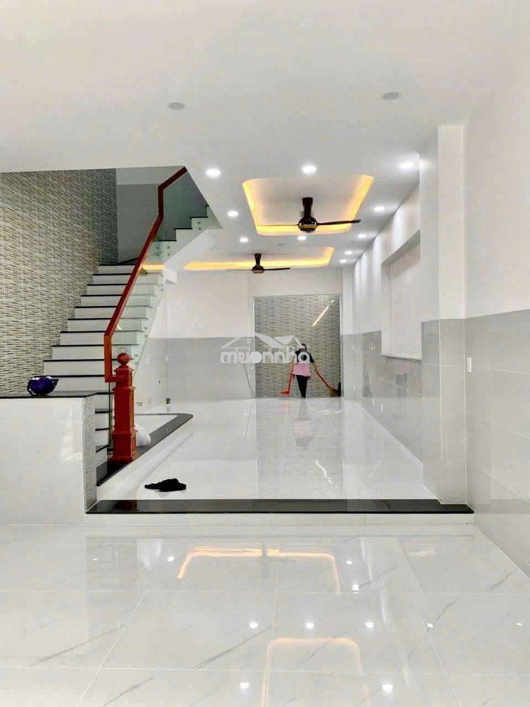 Cho thuê nhà mới gần ngay siêu thị aeonmall dt 5*20m - Ảnh 2