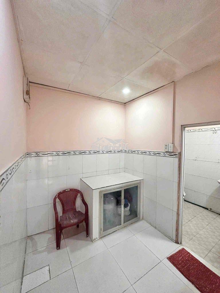 Cho thuê nhà cấp 4 gần hoàng diệu 2 - đại học ngân hàng - 4