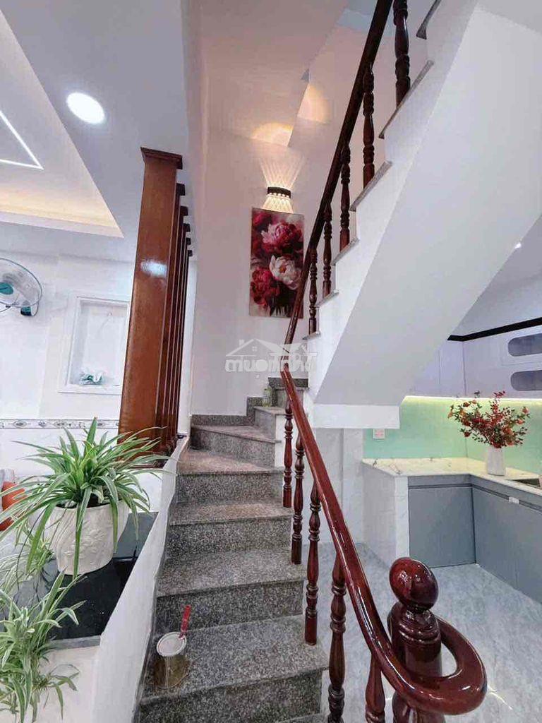 Chính chủ cần bán nhà đẹp 3 lầu 4pn đúc cứng cáp - 4