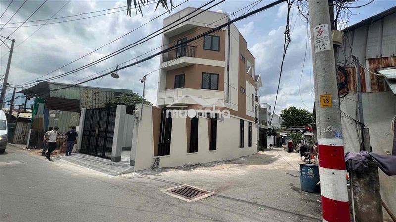 Nhà mới xây 2 lầu căn góc 3pn 4wc q.9