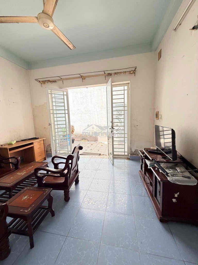 Nhà 3 tầng 268m2 nở hậu tách được 2 sổ đường oto ngay mt chương dương - Ảnh 2