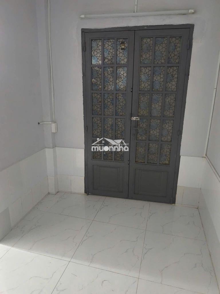 Cho thuê nhà hẻm 2510 phường 7 quận 8, vào ở ngay - 3