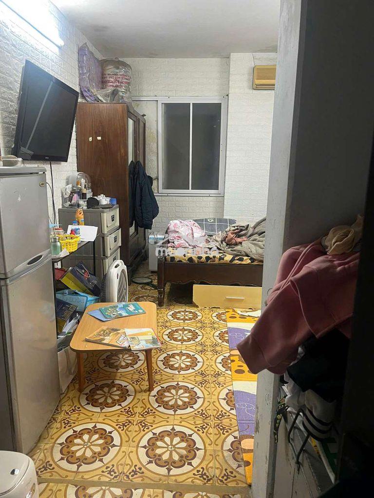 Cần bán gấp nhà biệt thự cũ 28 phố hàng chuối