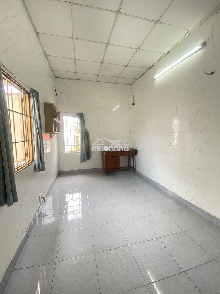 Chính chủ bán chung cư cũ phan đình phùng 999tr sổ hồng riêng - Ảnh 2