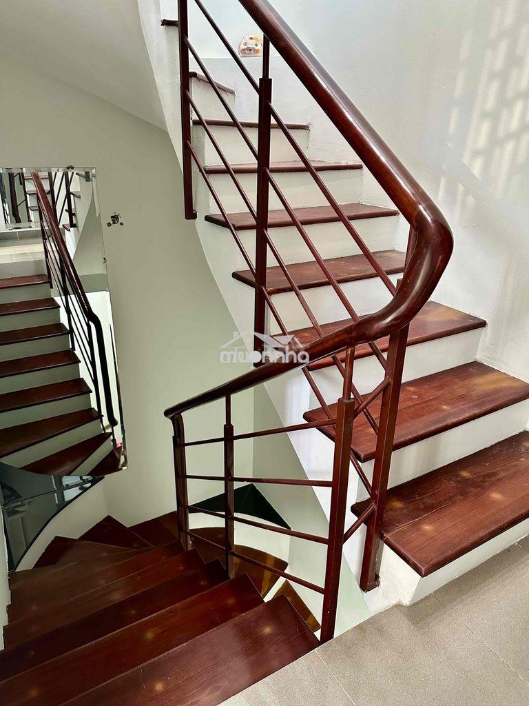 Phòng trọ sạch đẹp 30m2 có ban công thoáng mát - Ảnh 3