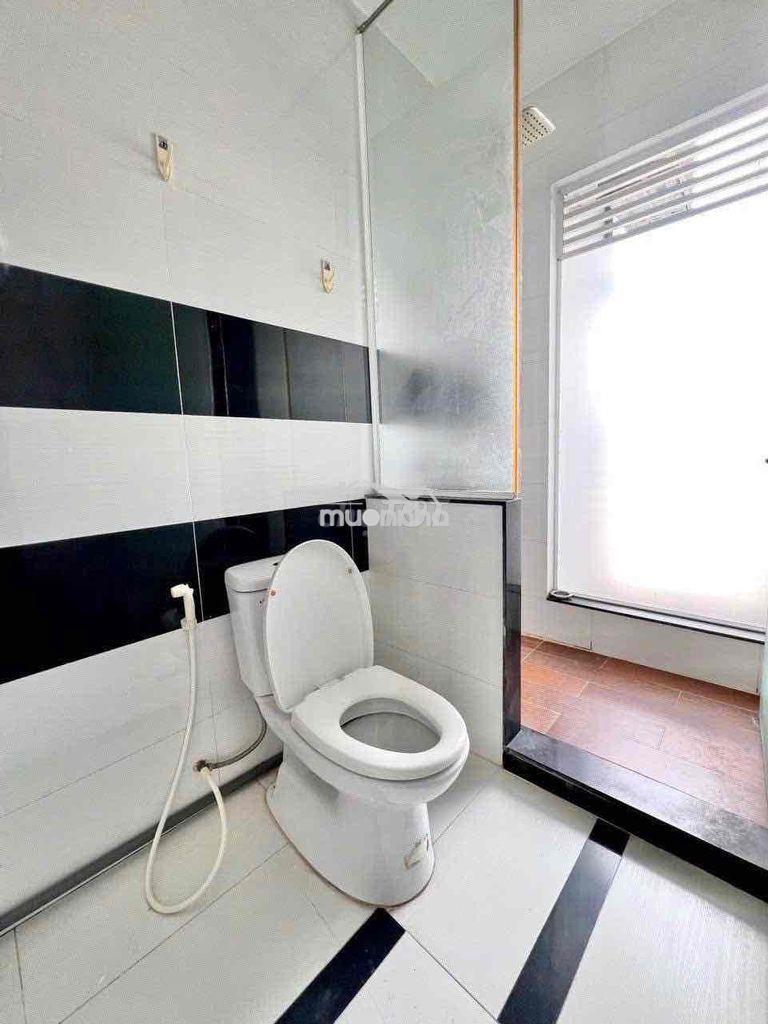 Trống sẵn phòng studio bancol - Ảnh 4