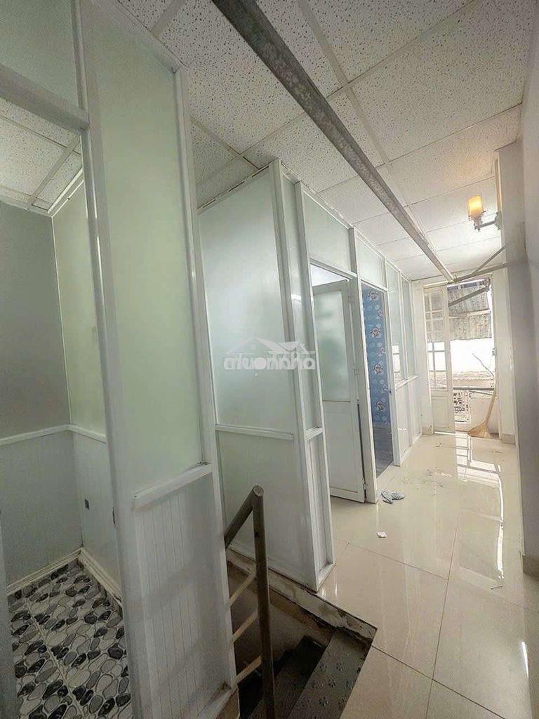 ☘️Nhà gần mặt tiền đường hậu giang - q6 - 30m2 chỉ hơn 3 tỷ. - Ảnh 3