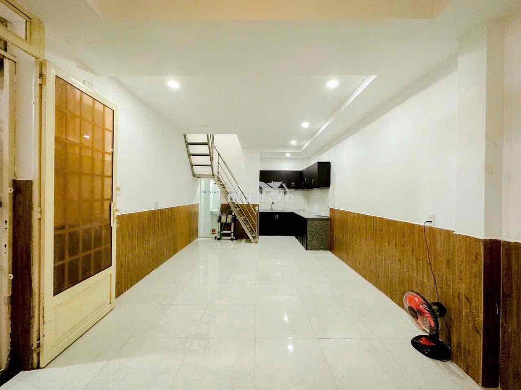 Bán nhà sổ riêng 1041/80..trần xuân soạn q7.dt 3,8x8 1lầu - Ảnh 2