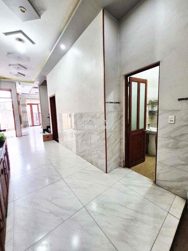 Bán gấp nhà còn mới giao ngay - Ảnh 4