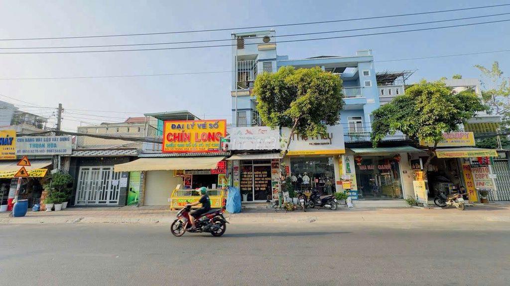 Nhà 84m ngang 6m mặt tiền sầm uất lý thường kiệt gần vincom550 dĩ an - Ảnh 2