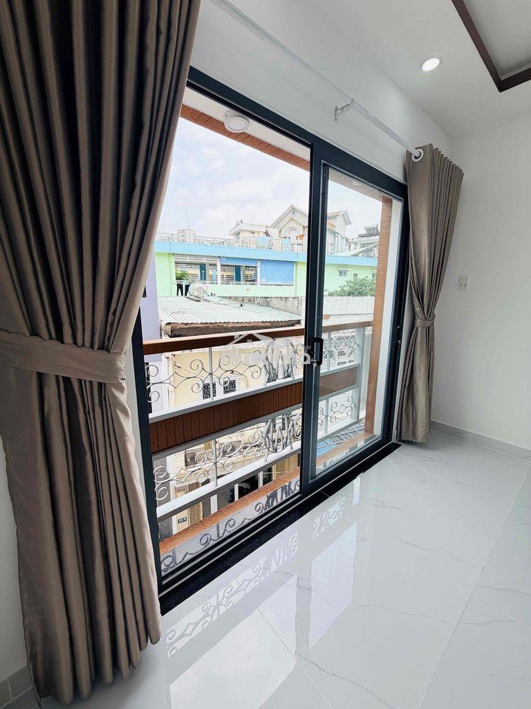 Phòng đẹp có ban công tại phú nhuận - Ảnh 2