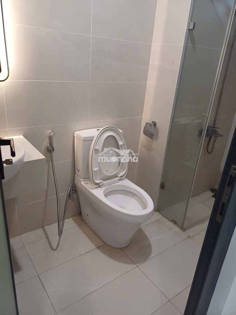 Bán gấp căn hộ 2pn ở liền full nội thất liền kề phú mỹ hưng - Ảnh 3