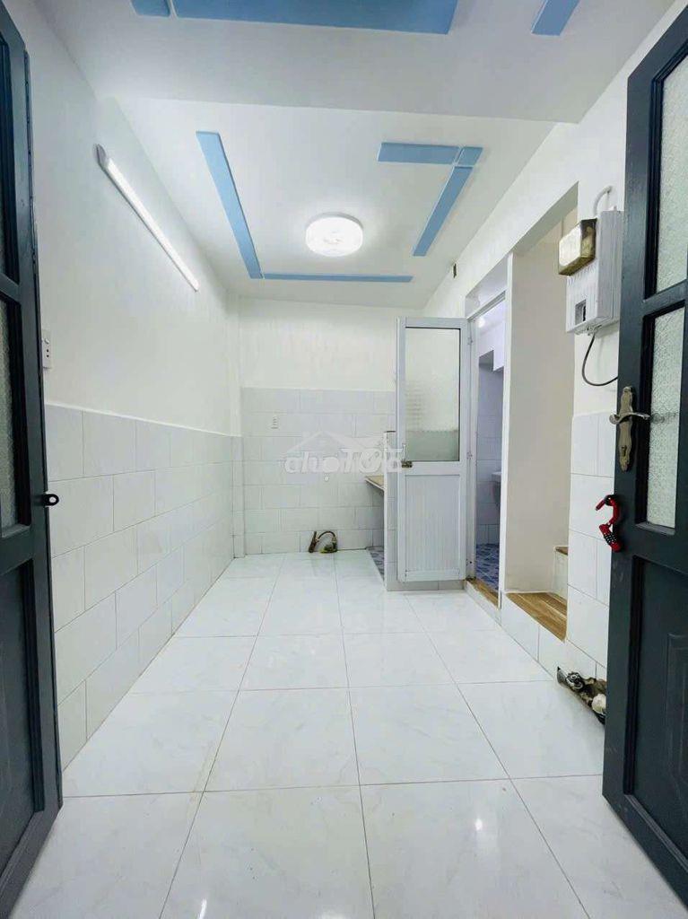 Trần hưng đạo, 1 trệt, 1lầu, sổ hồng riêng,  chỉ hơn 1 tỏi - 4