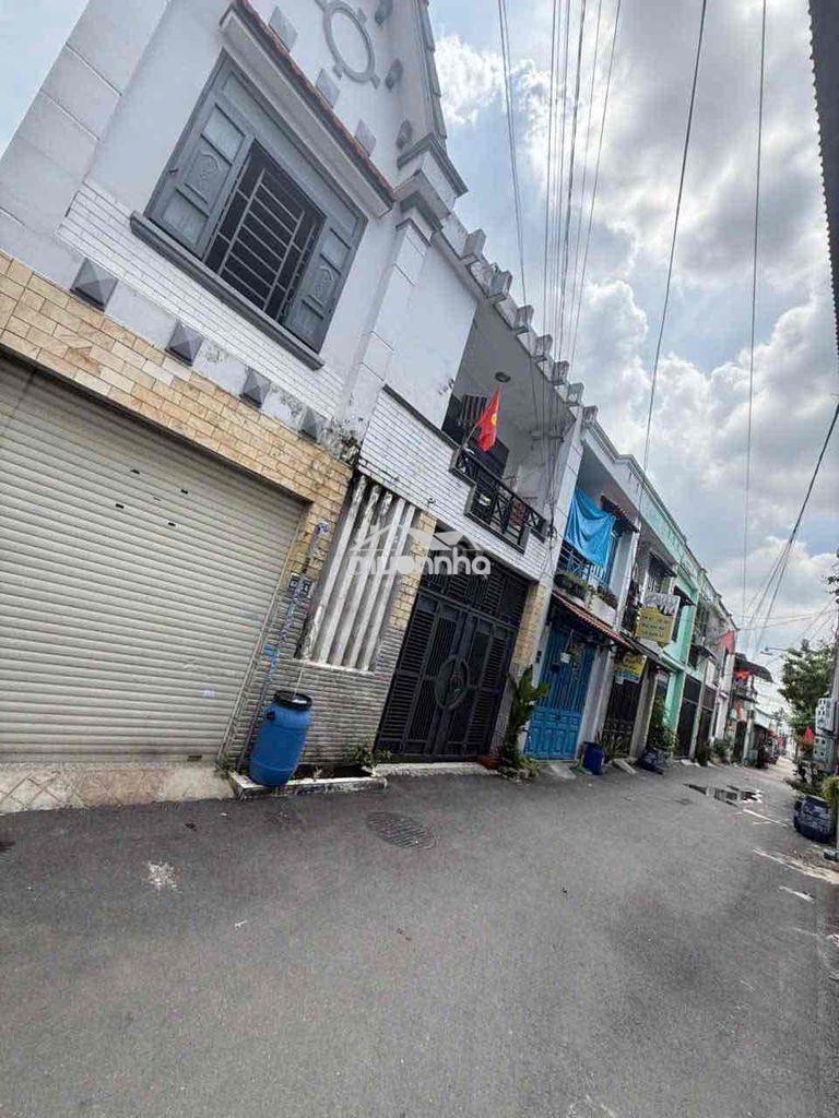 Chính chủ bán nhà 1 trệt 1 lầu ngã ba cây điệp hẻm 5 m thông giá 2,8ty