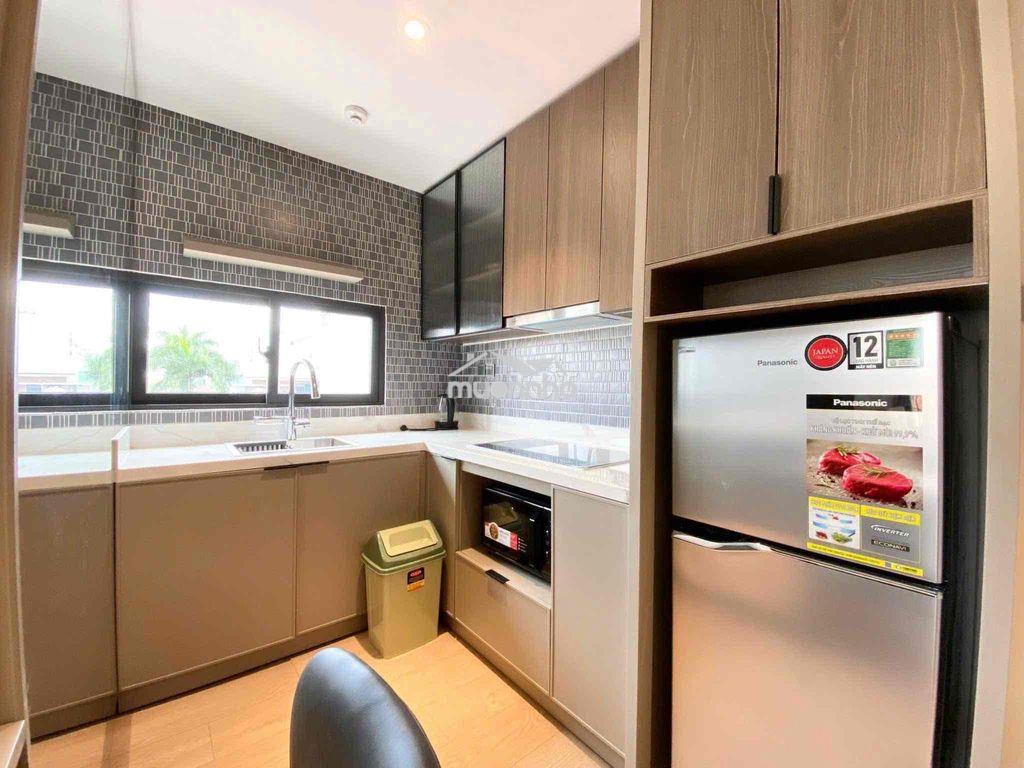 Studio cao cấp quận 10 - ban công - gần ngã 6 cộng hoà - 4
