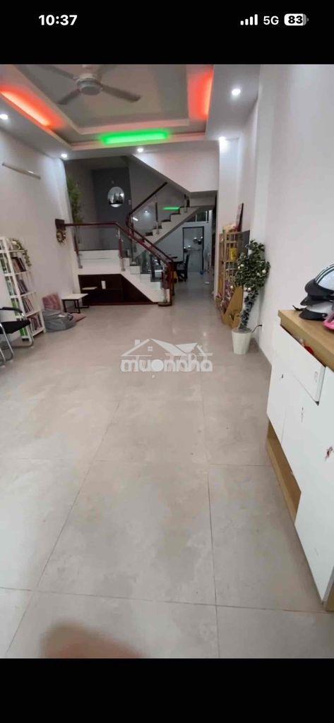 Nhà mặt tiền hẽm 12m , hẽm thông