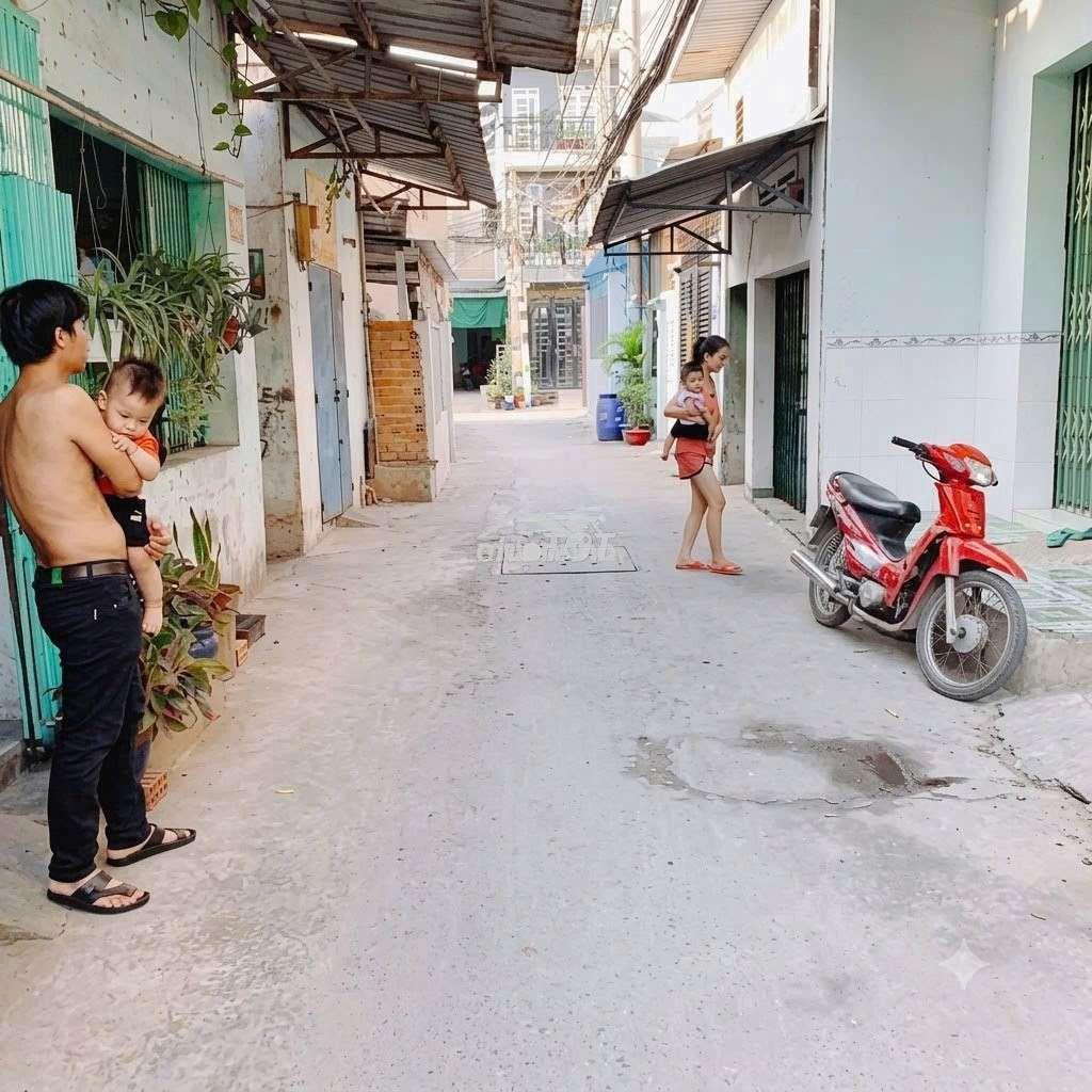 Nhà hẻm oto, 4pn 4wc ngay kcn bình chiểu, chợ đầu mối - Ảnh 2