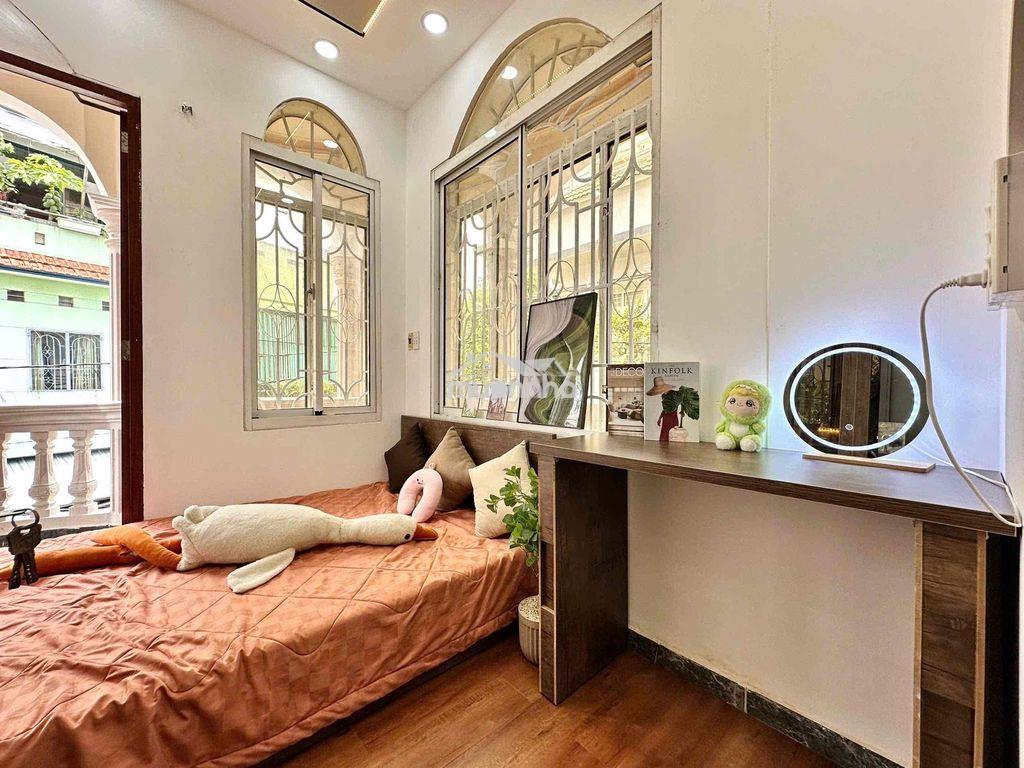 Siêu phẩm căn hộ 2 phòng ngủ, full nội thất cao cấp, lạc long quân tb - Ảnh 2