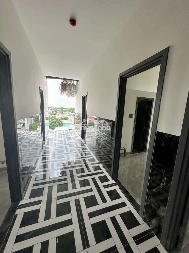 66 chdv có hầm thang máy mới xây - Ảnh 4