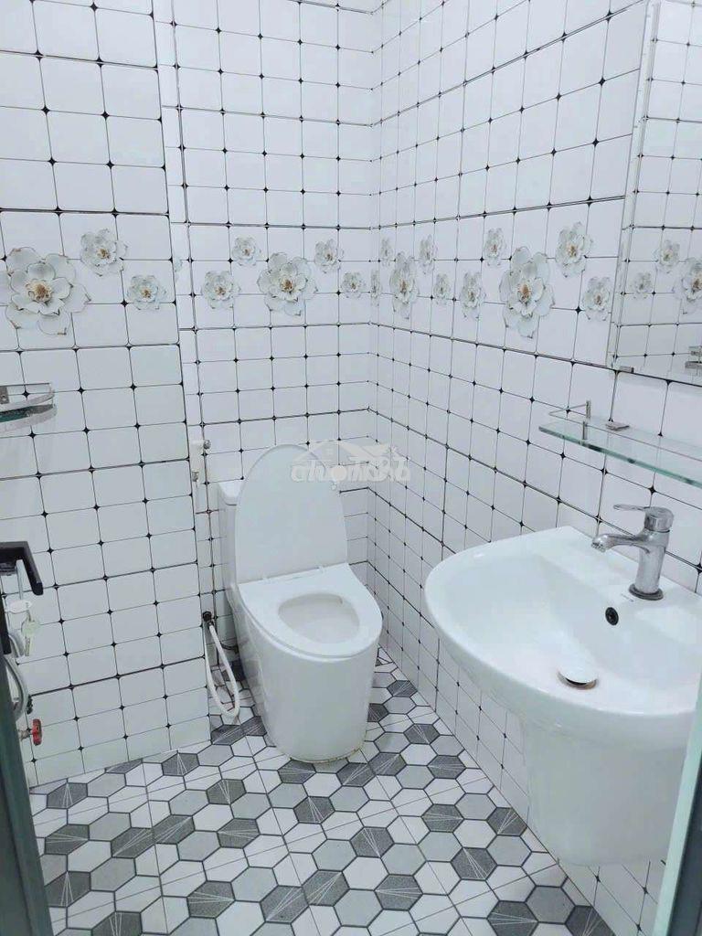 Nhà 3pn- cô giang phú nhuận giá chỉ 15tr - Ảnh 4
