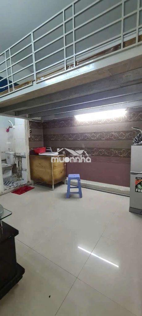 Phòng có gác đủ nội thất hẻm oto gần q1, chợ thị nghè - Ảnh 2