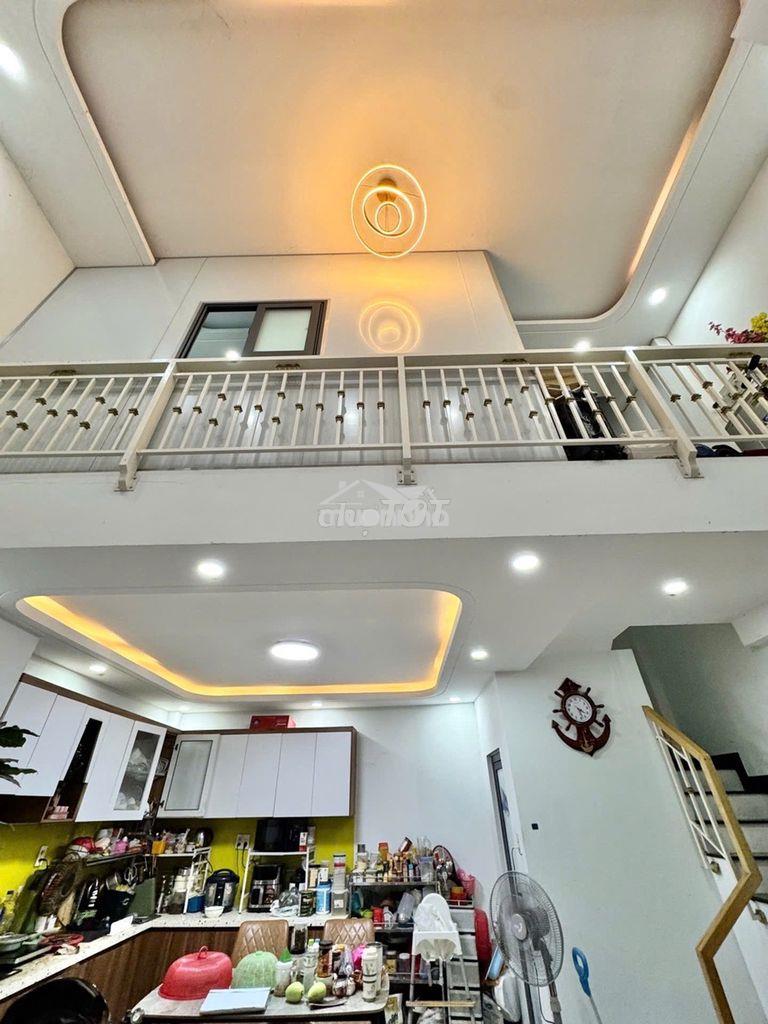 7.9 tỷ - 5 tầng – 6m x 6m – 5pn/5wc – sát bờ kè rạch xuyên tâm - Ảnh 3