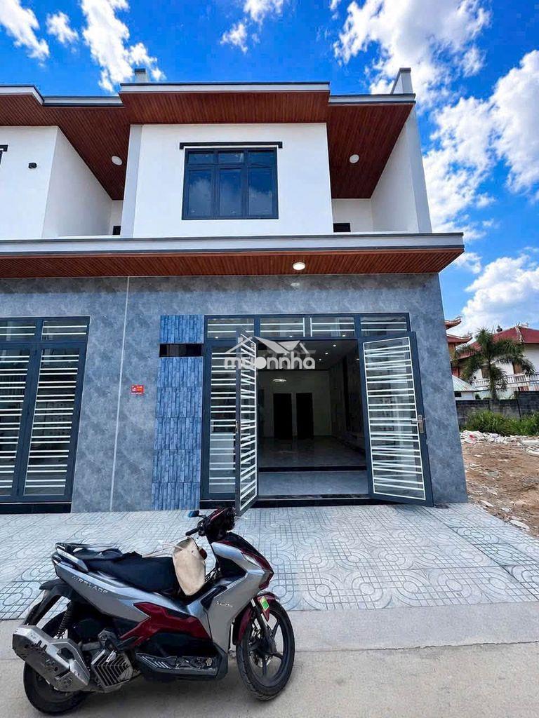 Bán gấp nhà lầu 4pn sổ riêng thổ cư 100% ngay cuối đường đồng khởi