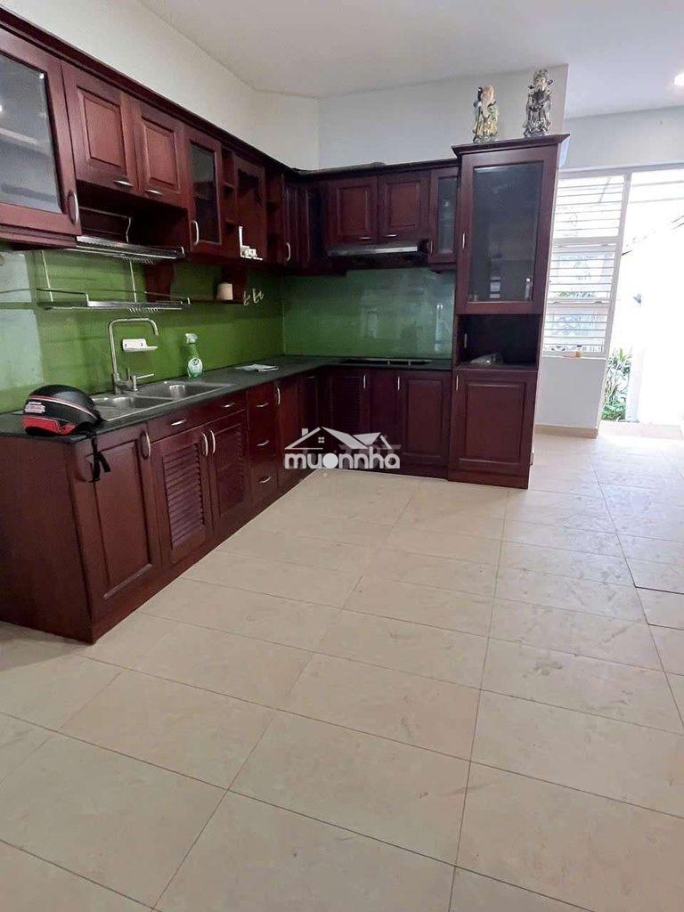 Nhà nguyên căn 2 lầu 4pn hxh lâm văn bền  - Ảnh 2