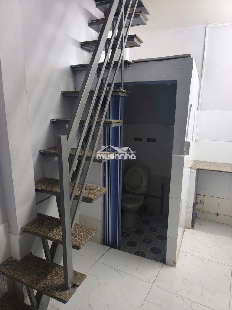 Cho thuê nhà hẻm 2510 phường 7 quận 8, vào ở ngay - 4