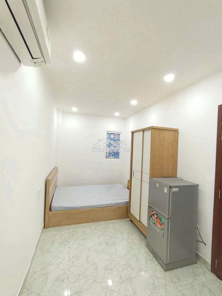 Phòng 18m2 nguyễn cửu vân giá 4,2 triệu
