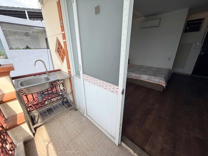 Cho thuê căn hộ 1pn tách bếp ban công nội thất gỗ (gần đại học văn lang) | đặng thùy trâm, bình thạnh - Ảnh 4