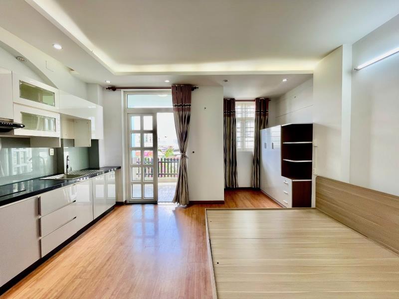 Cho thuê phòng mới, full nội thất, ban công siêu lớn - ung văn khiêm, bình thạnh gần hutech, uef, ftu, uth, hiu. - Ảnh 2