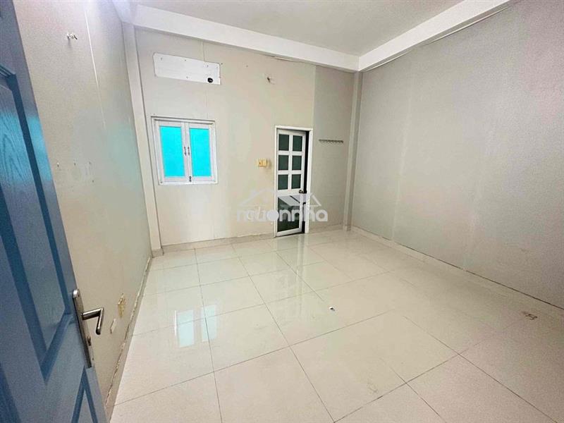 Hẻm 8m thoại ngọc hầu 4x16 3 tầng 5pn giá 15tr