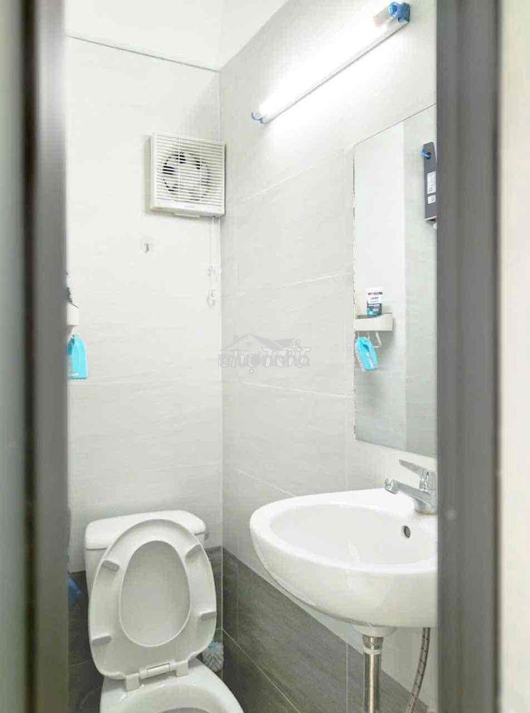 Nhà nguyên căn đường nhiêu tứ p7 quận pn cho thuê - Ảnh 4