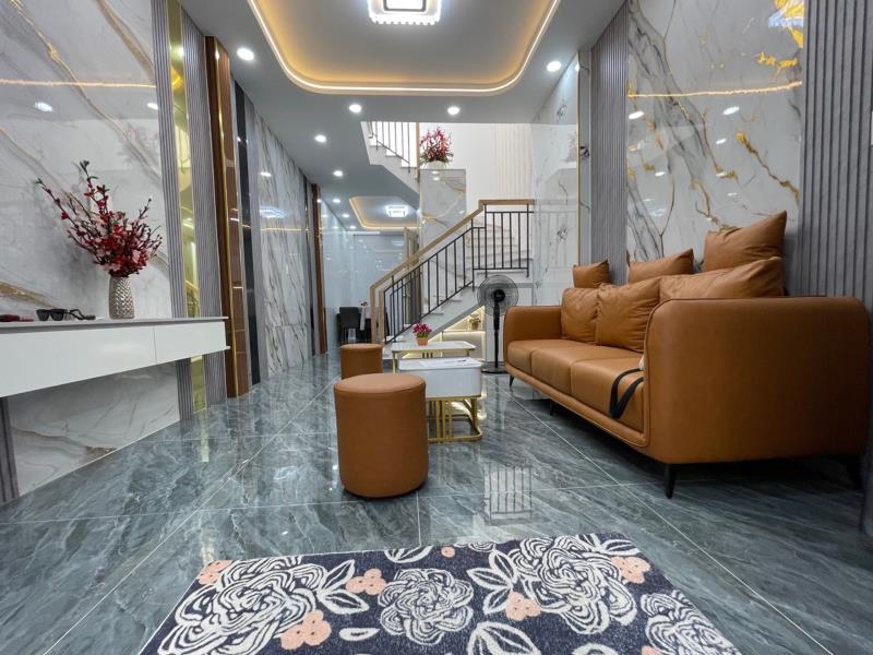 Bán  nhà mới 2 tầng – 42m² – gần trường phan chu trinh - full nội thất