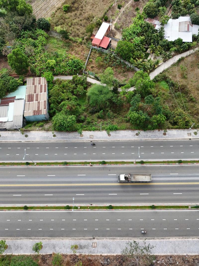 Chính chủ cần vốn làm ăn bán đất p.long hương 1541,4m2 giá chỉ 10.5 tỷ -lh 0935512366 - Ảnh 2