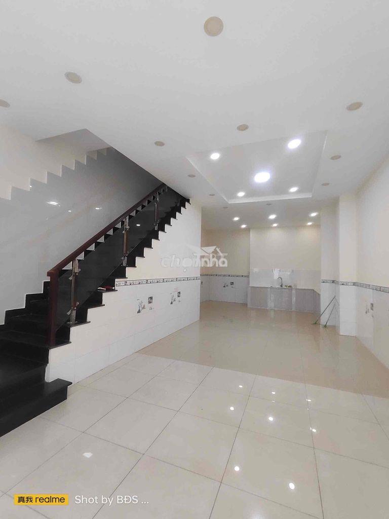 Nhà đẹp, gần hẻm xe hơi gần vạn phúc, hiệp bình phước, thủ đức