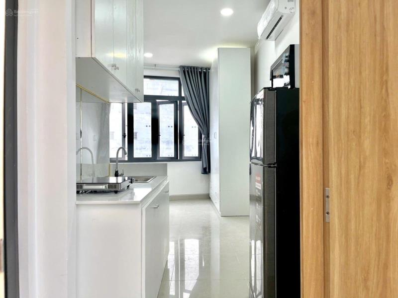 Căn hộ ngay đường lê văn sỹ thuận tiện di chuyển trung tâm, khu vực đầy đủ tiện nghi - Ảnh 3