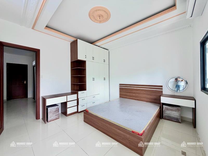 Cho thuê căn hộ 1 phòng ngủ ban công rộng ngay gần sân bay - Ảnh 2