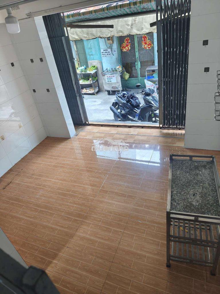 Cho thuê nhà mặt tiền hẻm 128 huỳnh tấn phát 