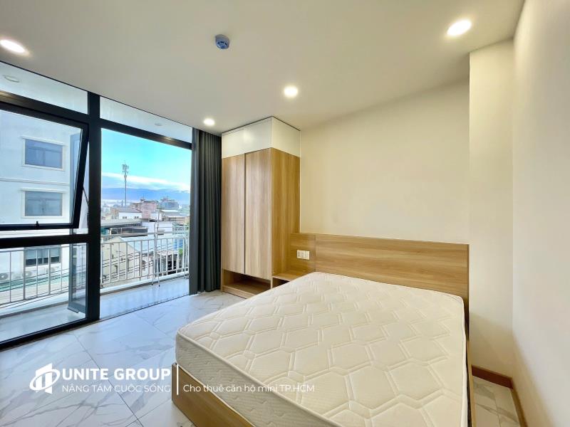 Cho thuê chdv ban công 40m2, cửa sổ thoáng, full nội thất ngay bùi hữu nghĩa, chợ bà chiểu, gần q1, q2, q3