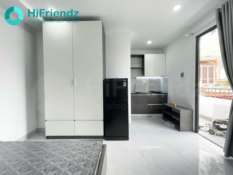 Cho thuê căn hộ bình thạnh full nội thất, ban công, gần hàng xanh, quận 1, quận 3