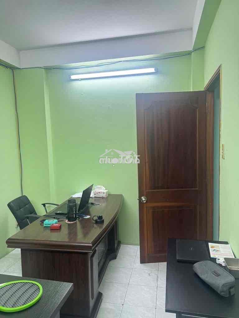 Hẻm 4m cmt8 q10, dt 4x10m, trệt 2 lầu 4ph, ở hoặc làm vp, shop… - Ảnh 2