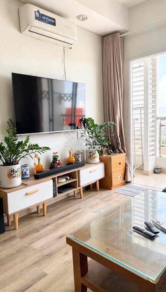 Bán gấp căn hộ hoa sen, quận 11, ngay đầm sen, 65m2 2pn-2wc có sổ hồng