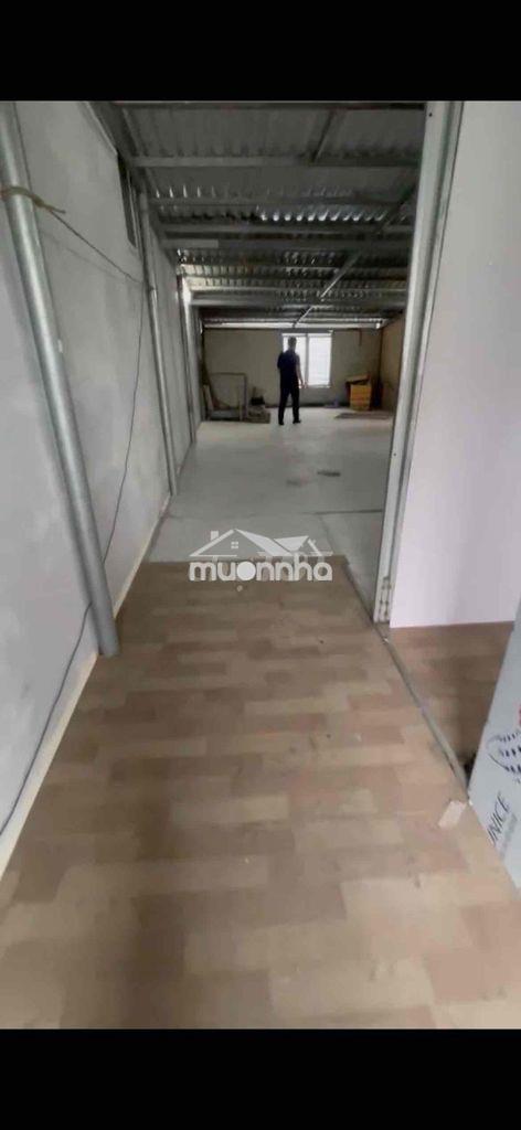Cho thuê tầng 1 của 1 căn nhà 1 sẹc đường lê cơ , binh tân , nằm gần m - Ảnh 3