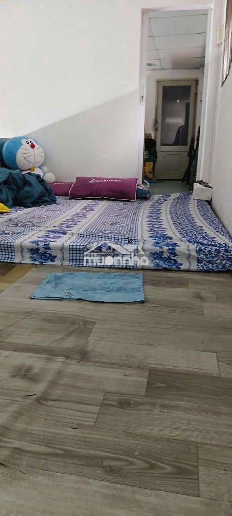 Cho thuê nhà 68m2 có 2pn và gác lửng hẻm xe hơi 30 lâm văn bền - Ảnh 2