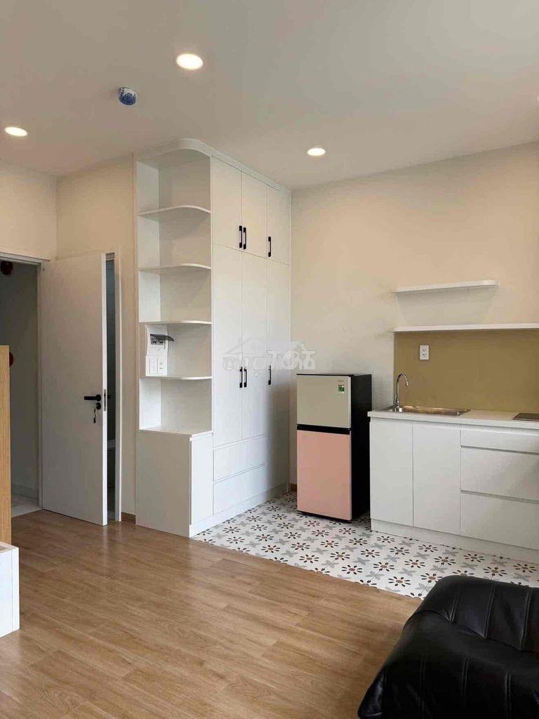 Khai trương studio cửa sổ to - Ảnh 3