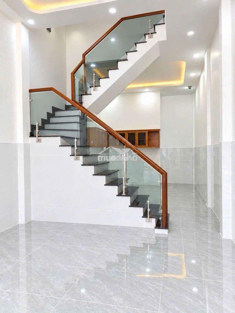 Nhà hẻm xe hơi ngay mã lò, dt: 4❌️14m, xe hơi ngủ trong nhà được luôn - Ảnh 2