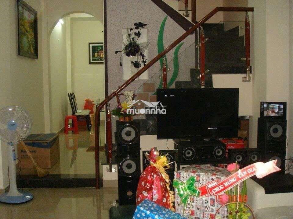 Nhà full nội thất 1 trệt 2 lầu sân thượng 4x13m hẻm âu dương lân  - Ảnh 2